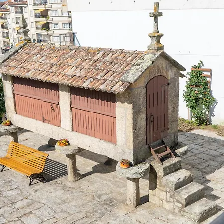 La Terraza 2*
