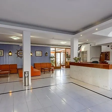 Hotel La Terraza 2*