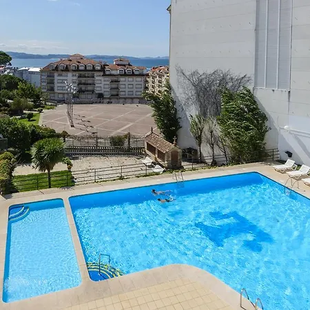 La Terraza 2*
